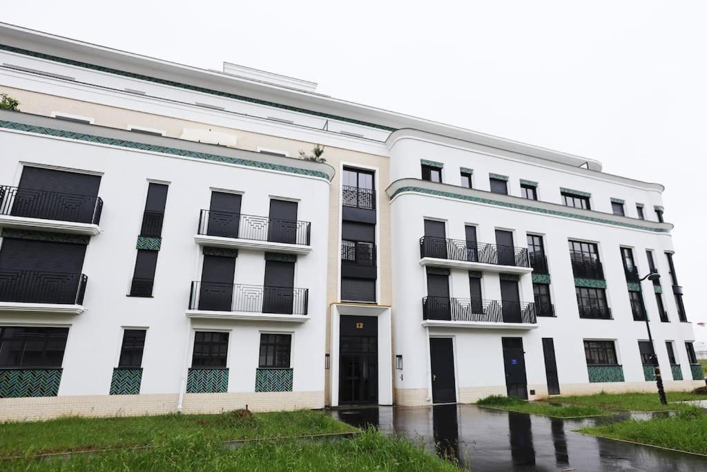 10 Minutes Disneyland - Parking Gratuit Chessy (Seine-et-Marne)